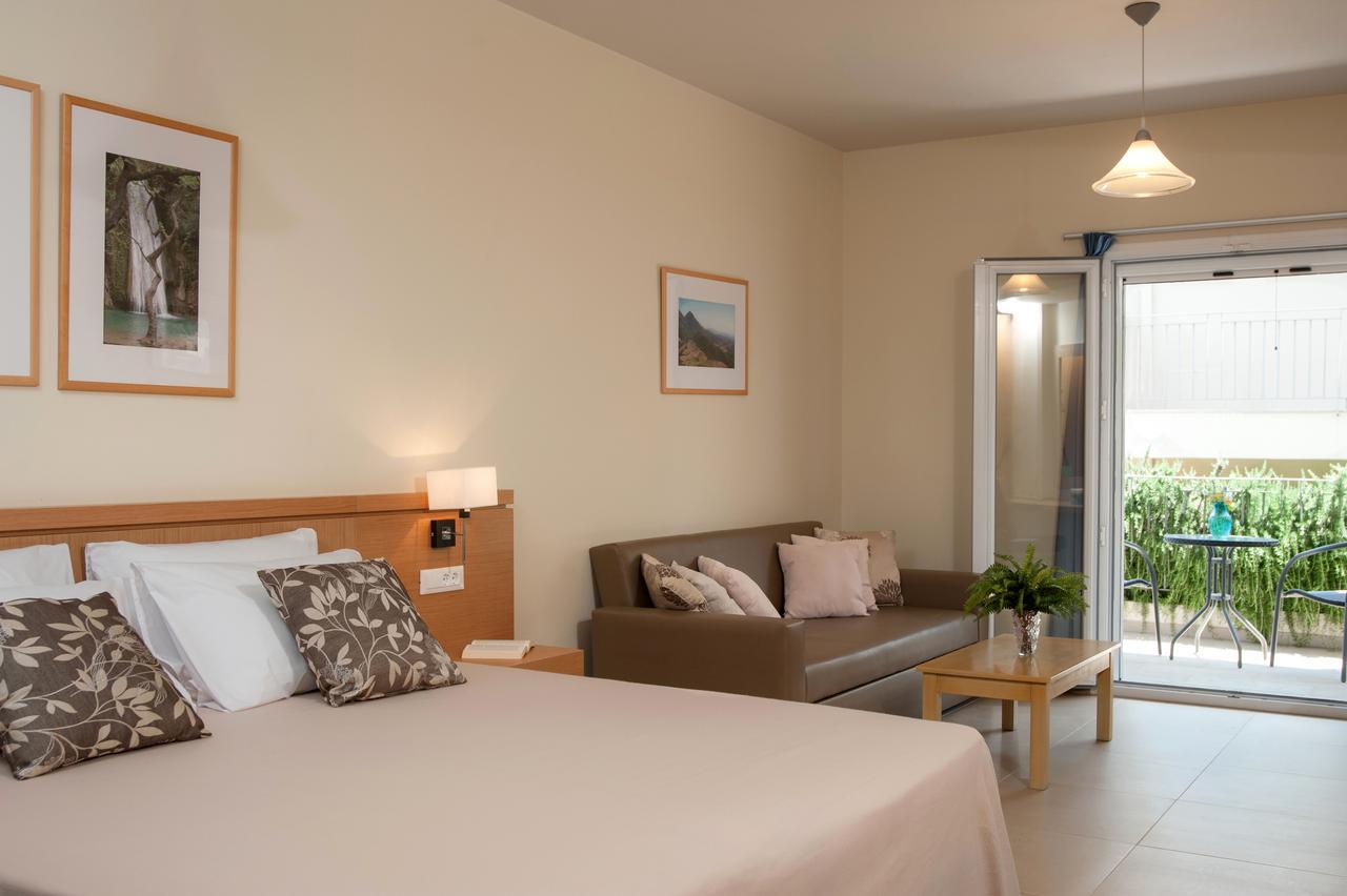 Hotel Estia Finikounta Eksteriør billede