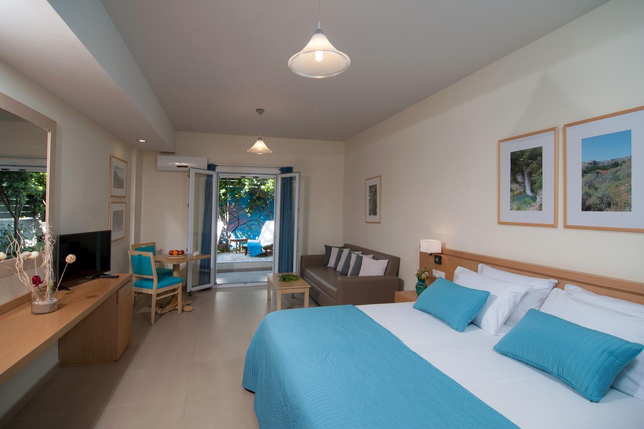 Hotel Estia Finikounta Eksteriør billede